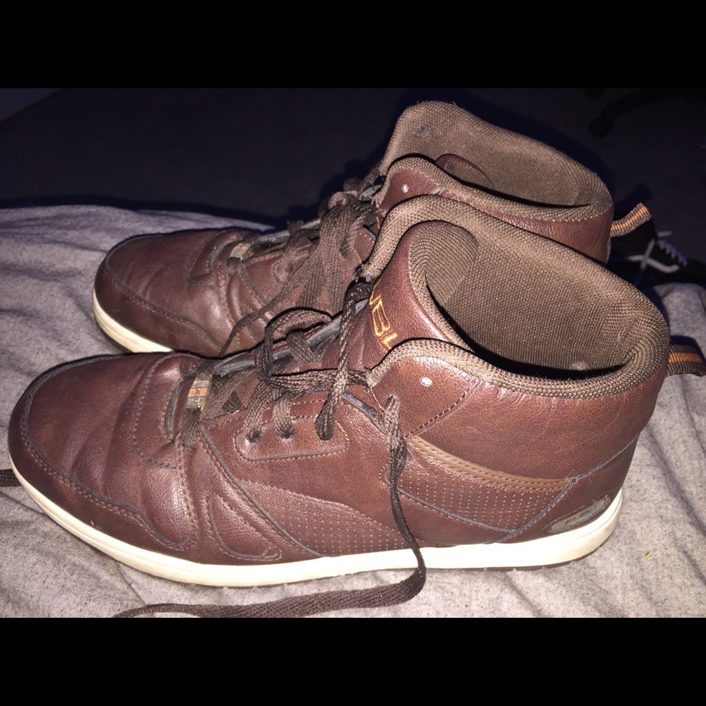 FUBU Basketball shoe